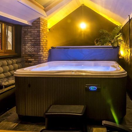 Johnston Foxglove - Luxurious Barn Conversion - Blossom Farm מראה חיצוני תמונה