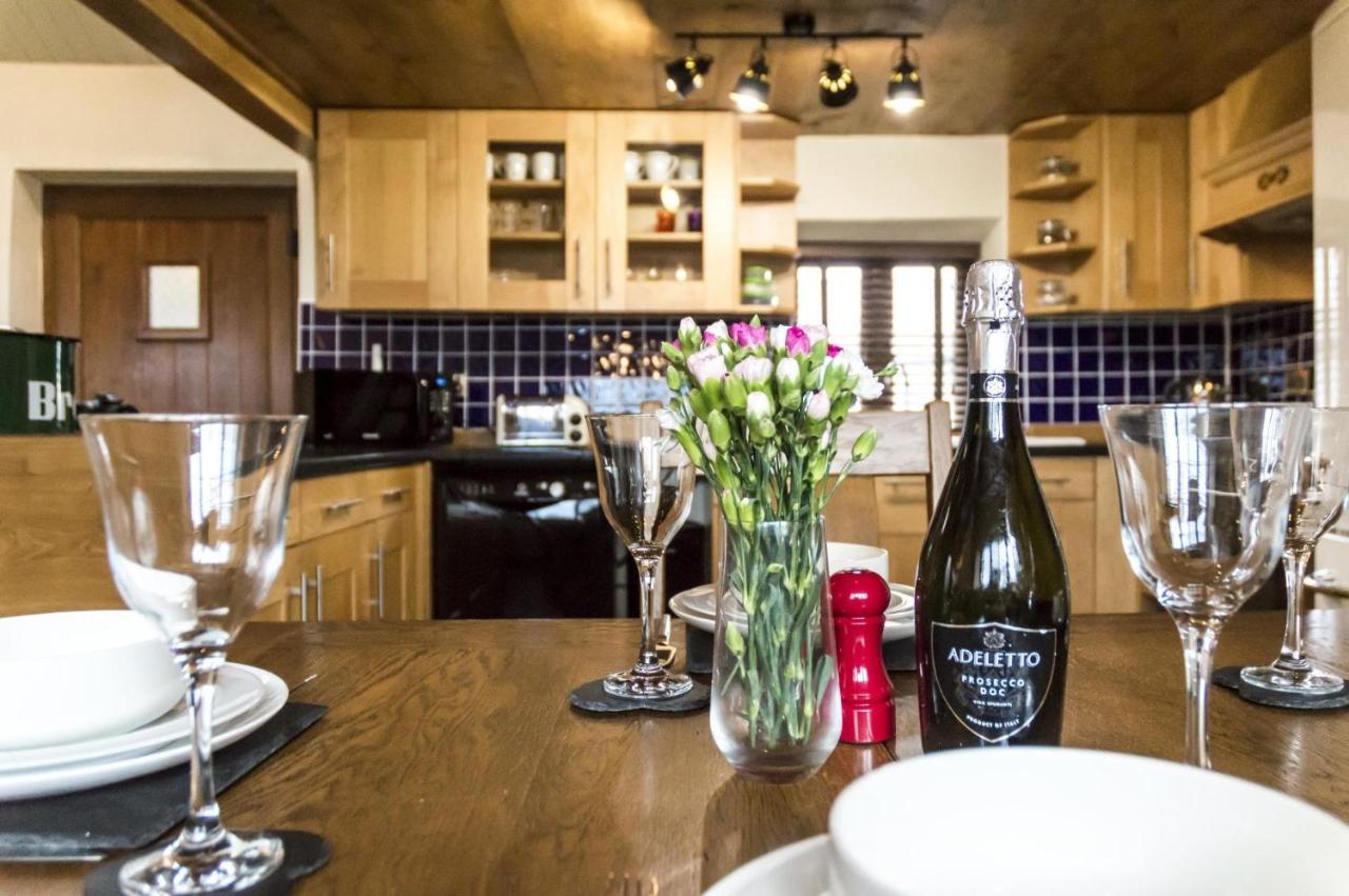 Johnston Foxglove - Luxurious Barn Conversion - Blossom Farm מראה חיצוני תמונה