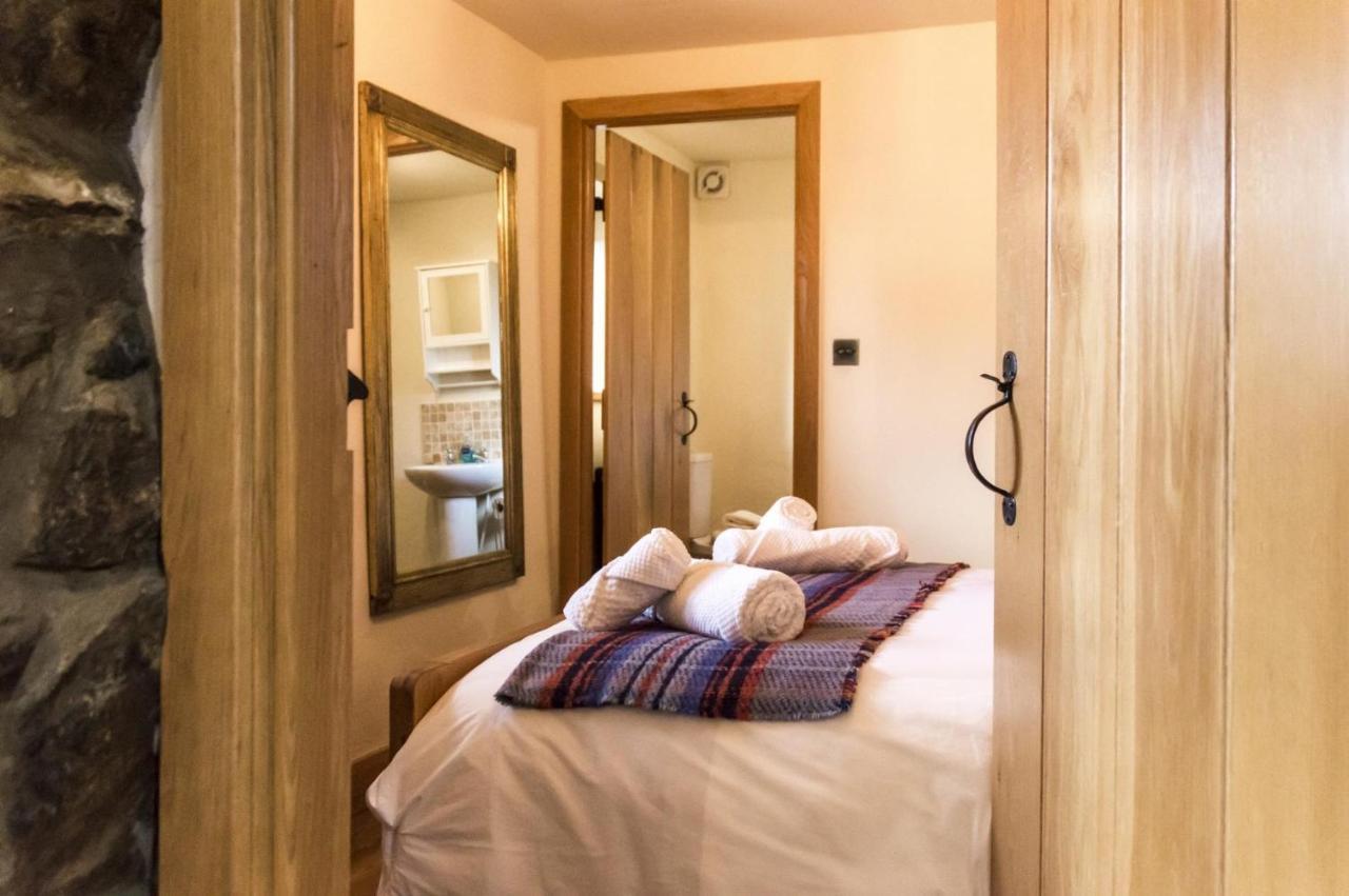 Johnston Foxglove - Luxurious Barn Conversion - Blossom Farm מראה חיצוני תמונה