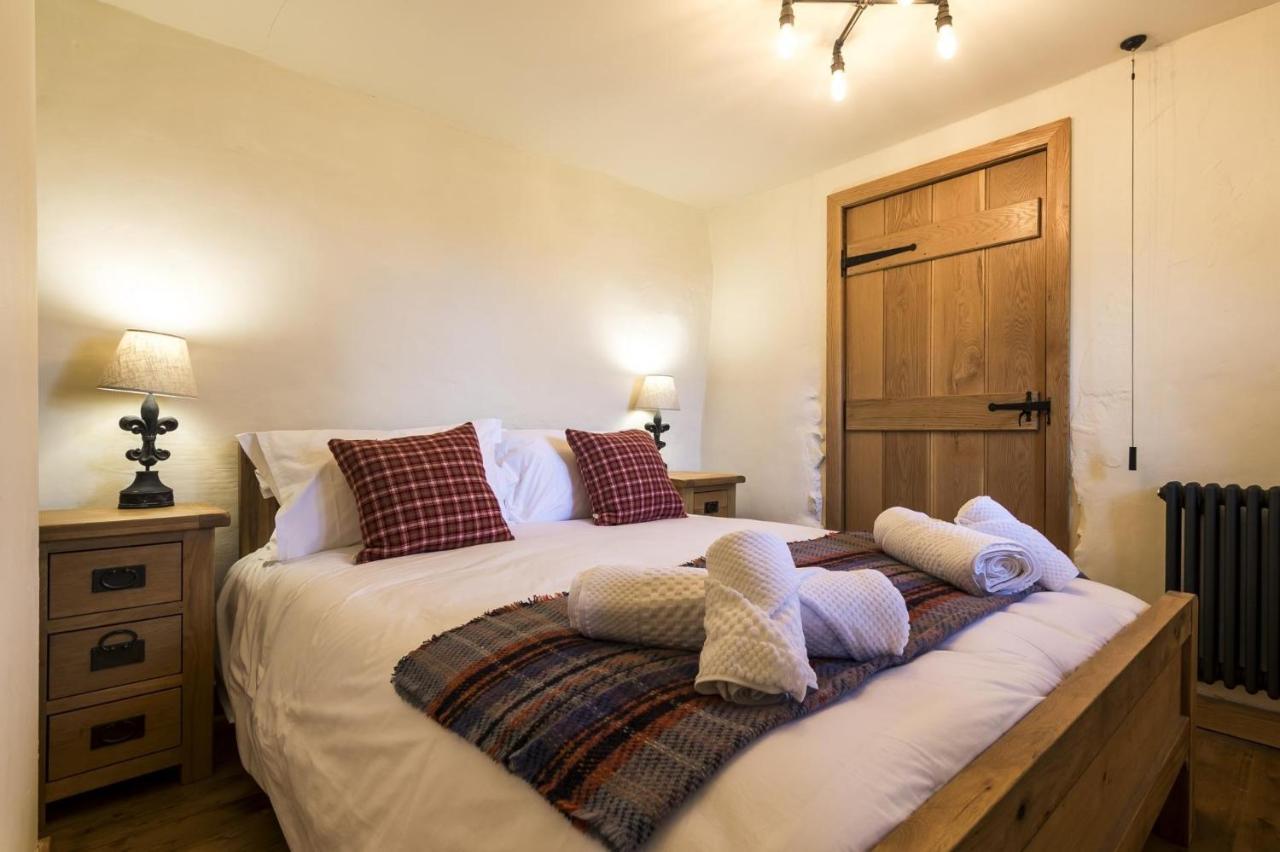 Johnston Foxglove - Luxurious Barn Conversion - Blossom Farm מראה חיצוני תמונה