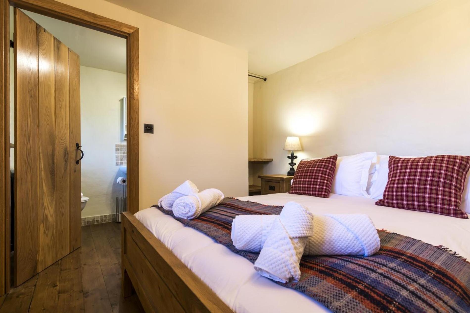 Johnston Foxglove - Luxurious Barn Conversion - Blossom Farm מראה חיצוני תמונה