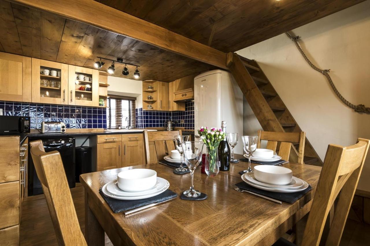Johnston Foxglove - Luxurious Barn Conversion - Blossom Farm מראה חיצוני תמונה