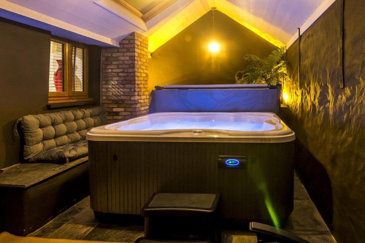 Johnston Foxglove - Luxurious Barn Conversion - Blossom Farm מראה חיצוני תמונה